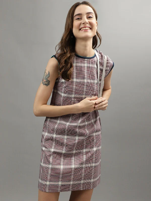 Iconic Women Red Checked Round Neck Dress