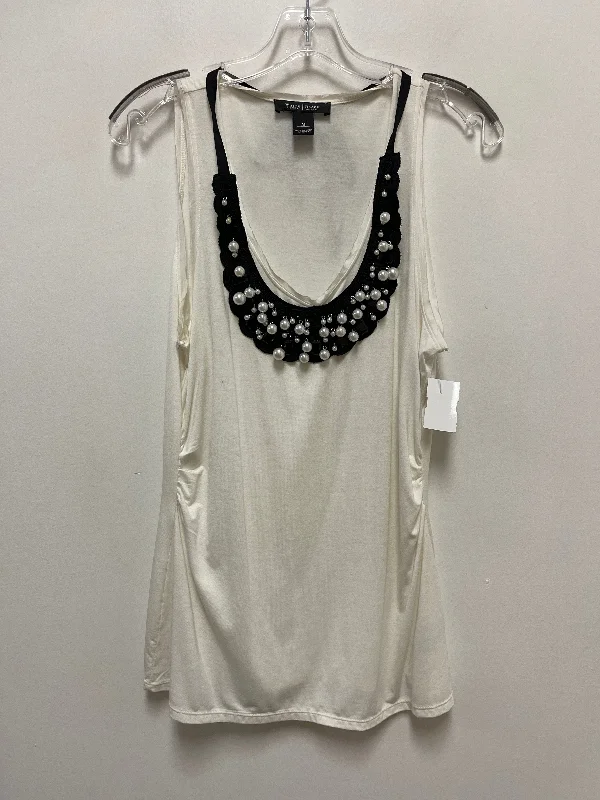 White Top Sleeveless White House Black Market, Size M