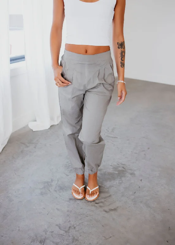 Cassia Pleated Joggers