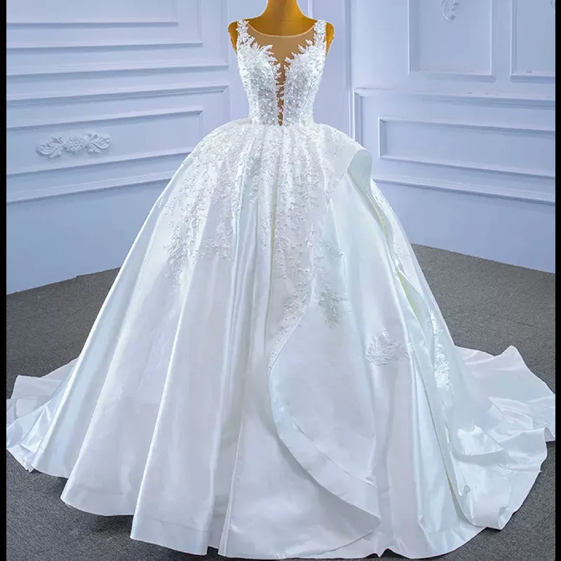 Lace Appliqued Satin Wedding Dress Ball Gown Puffy Bridal Gown