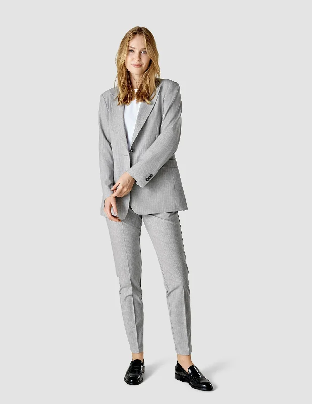 Essential Suit Tapered Light Grey Pinstriped